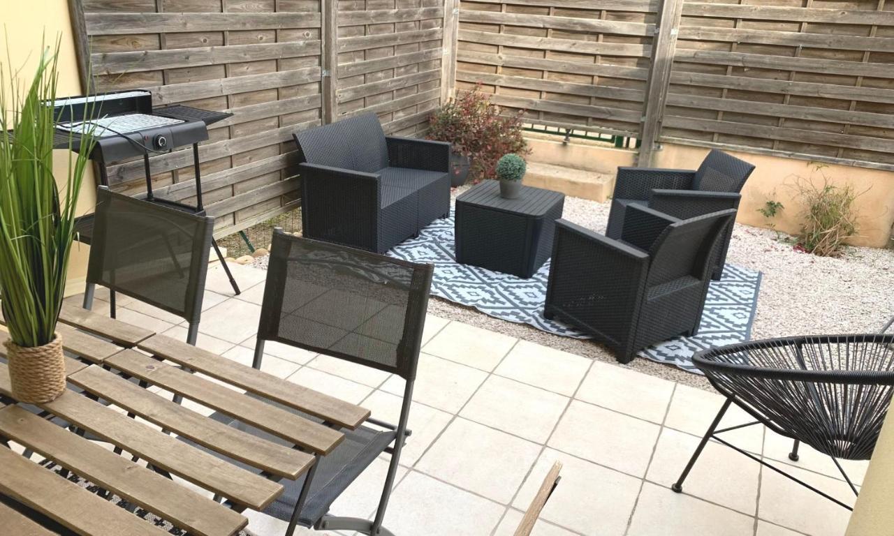 Maison T4 -Jardin+ Parking+ Clim -Proche Remparts Эг-Морт Экстерьер фото